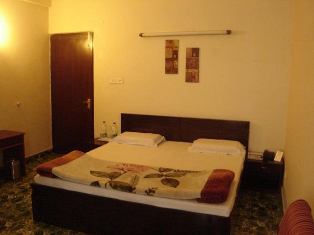 Pamposh Guest House Gk II Market New Delhi Luaran gambar