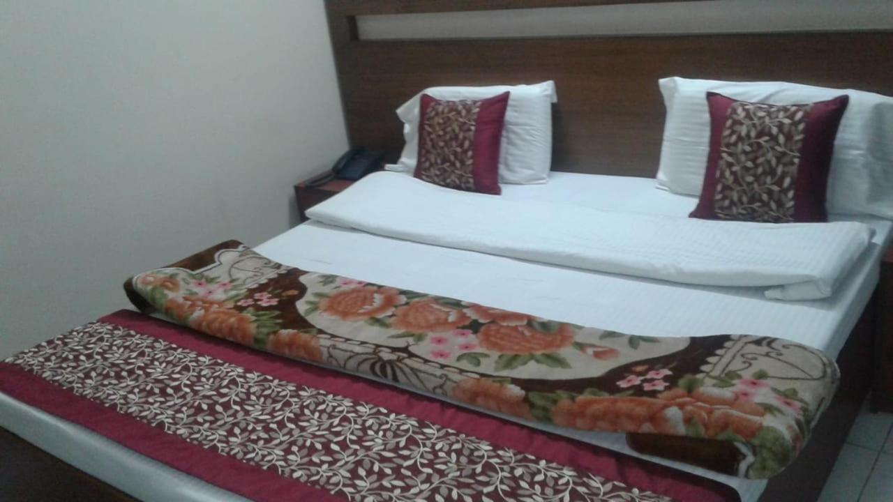 Pamposh Guest House Gk II Market New Delhi Luaran gambar